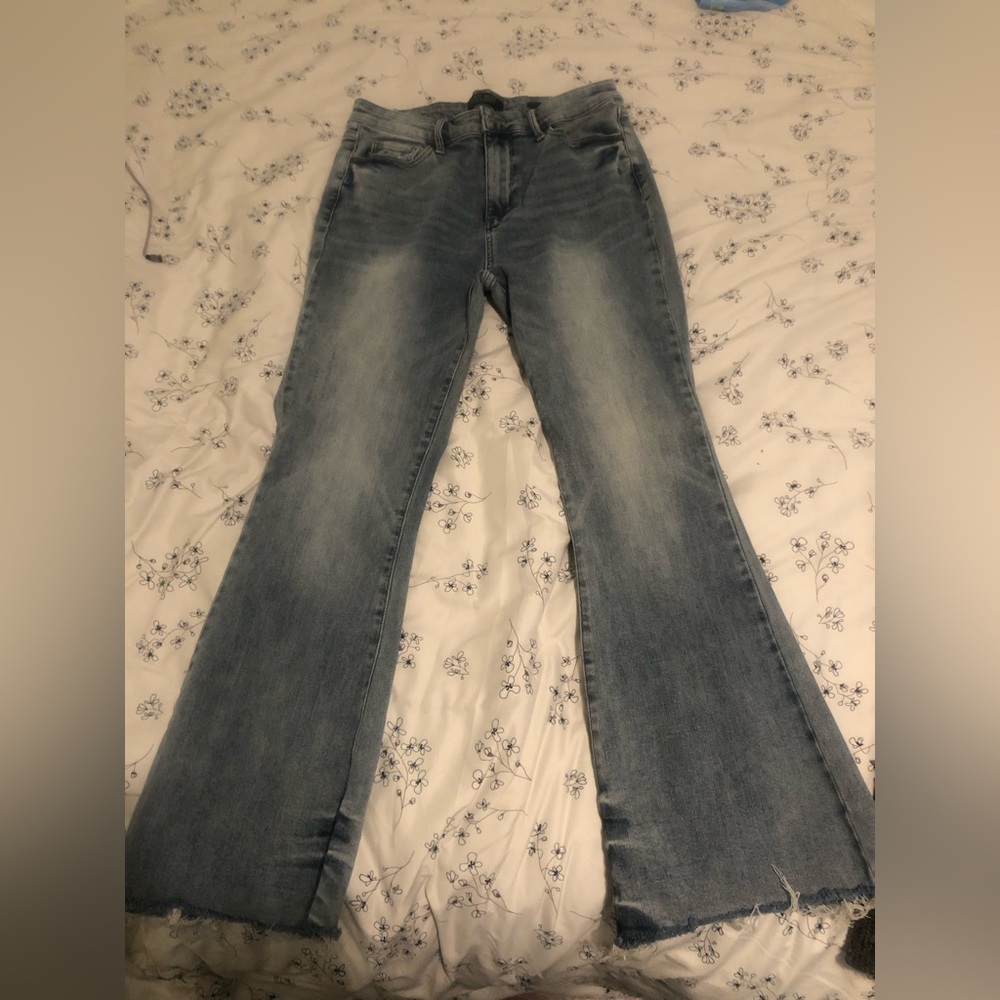 Judy Blue Flare/Bootcut Jeans Raw Hem